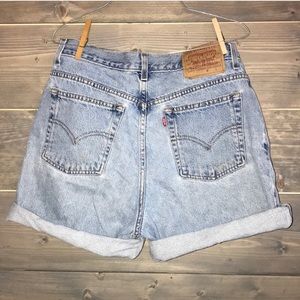 Vintage high waist Levi’s shorts